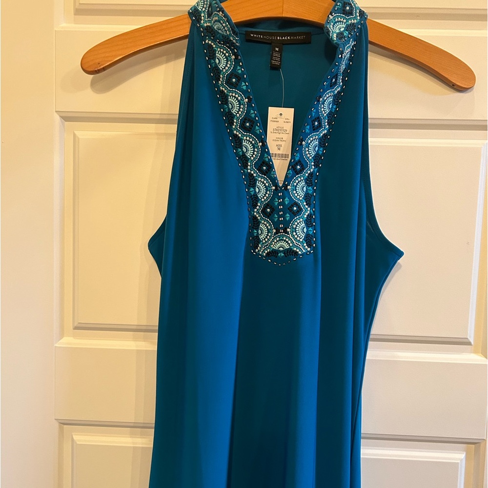 WHBM beautiful NWT never worn sleeveless shift dress